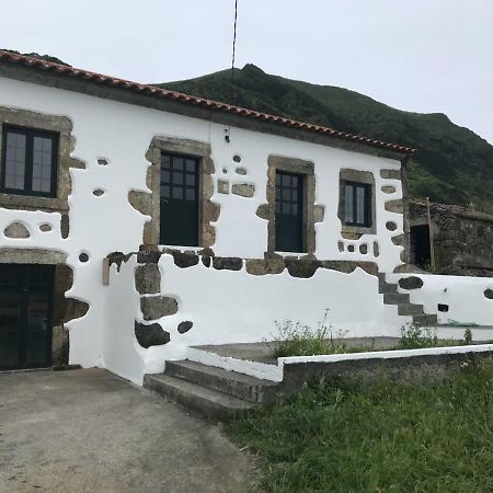 A Casa Do Ti Mendonca Βίλα Lajes das Flores Εξωτερικό φωτογραφία
